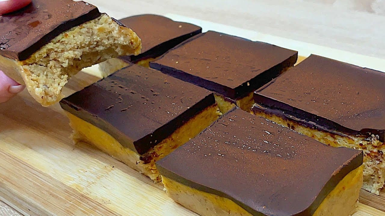 No-Bake 4-Ingredient Peanut Almond Protein Bars