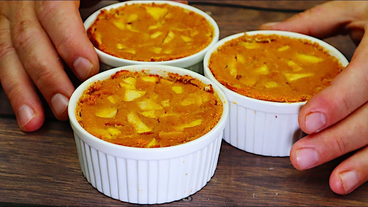 Eggless Apple Yogurt Diet Cake (No Sugar, Gluten-Free)