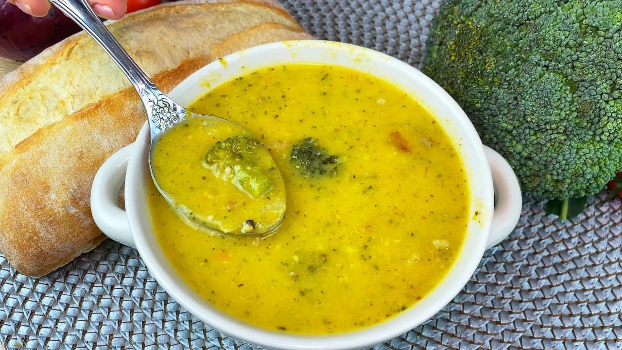 Creamy Broccoli Cheddar Soup with Beef Bacon