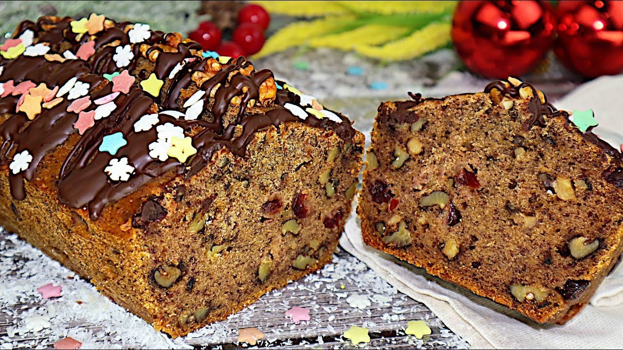 Veganes glutenfreies Bananenbrot mit Cranberries — Saftiges veganes Bananenbrot mit Walnüssen, Kokosmilch und getrockneten Cranberr