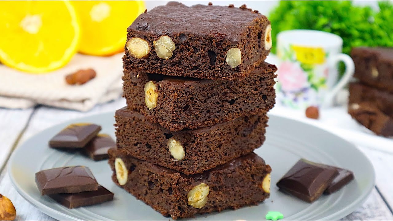 Gluten-Free American Chocolate Brownie (No Sugar) — Rich dark-chocolate brownie slab with applesauce, date syrup, coconut milk and r
