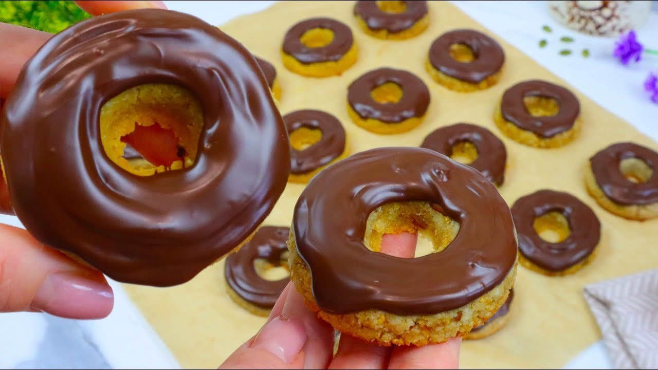 3 Almond-Flour Fruit Cookies (Vegan, Gluten-Free) — Three almond-flour cookie variations sweetened only by orange, apple or banana p