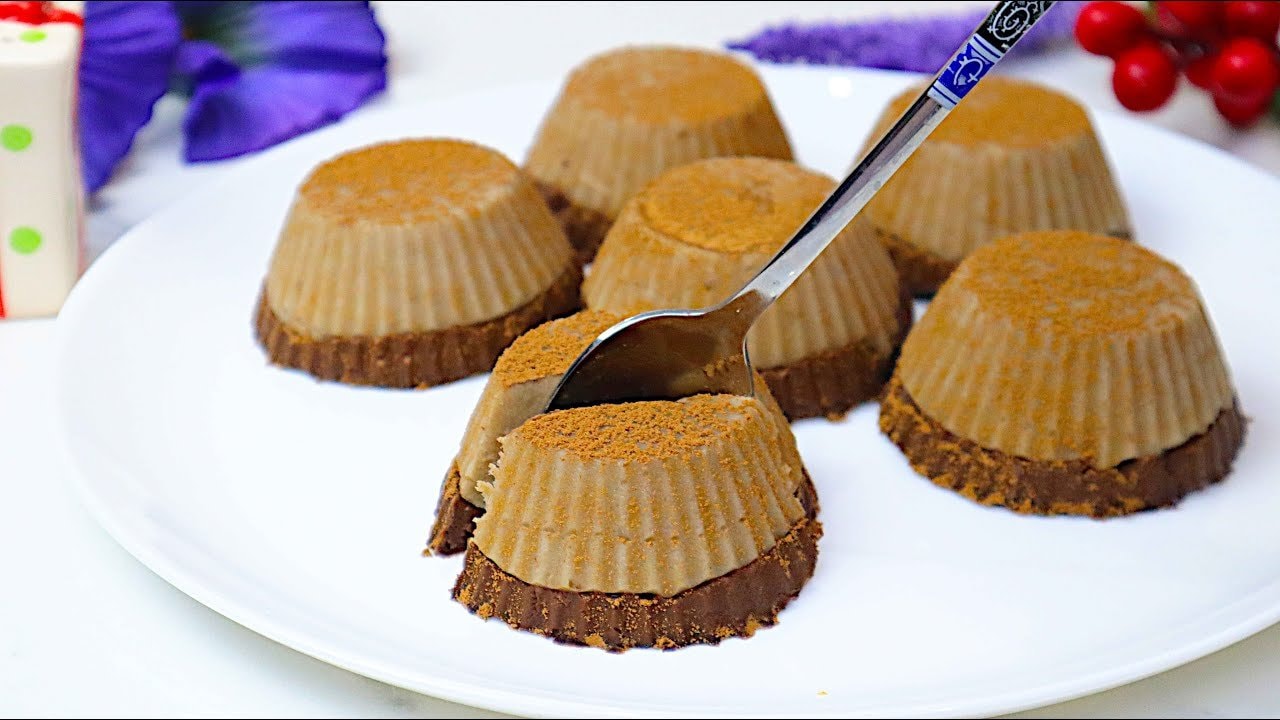 Veganes Bananen-Agar-Pudding mit Kakao-Wirbel — Seidiger veganer Pudding mit Agar-Agar, Hafermilch und reifem Bananenpüree gebun