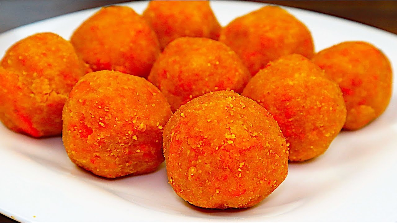 Trufas de zanahoria y mantequilla de cacahuete de 3 ingredientes (sin azúcar) — Trufas masticables de zanahoria sin horno con zanahoria cruda, mantequilla de ca