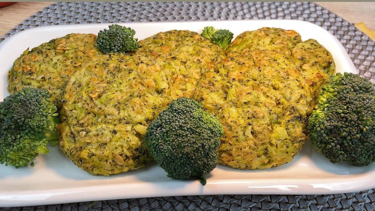 Baked Broccoli Cheddar Oat Casserole (Meat-Free) — Hearty baked casserole with blanched broccoli, cheddar, eggs and oats. Meat-free