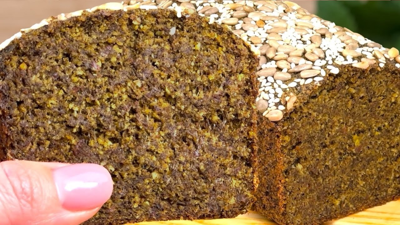 Хлеб из чёрной чечевицы со льном и куркумой — Тёмный деревенский хлеб из молотой чёрной чечевицы со льном, псиллиумом, куркумо